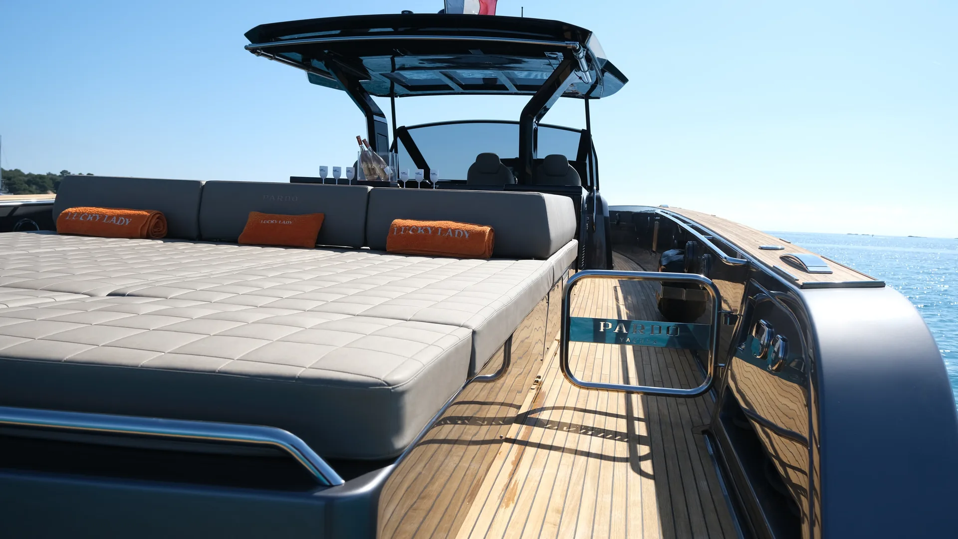 Pardo 50 - photo 11 yacht charter Cannes