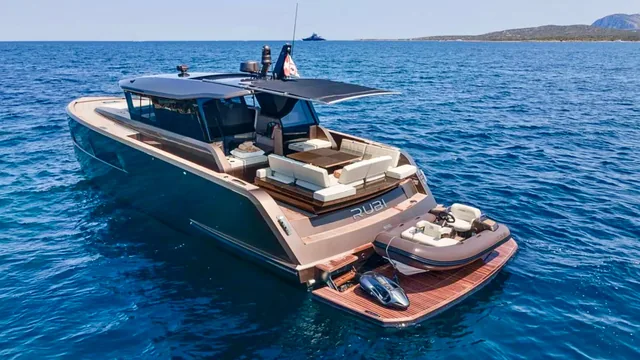 Pardo 52 GT - boat charter Cannes