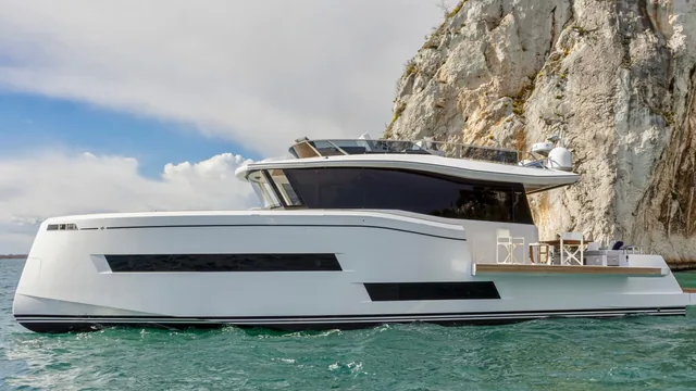 Pardo 60 - yacht charter Cannes
