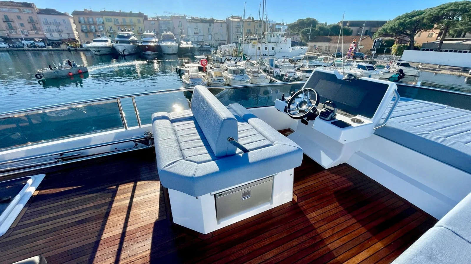 Pardo 60 - photo 7 yacht charter Cannes