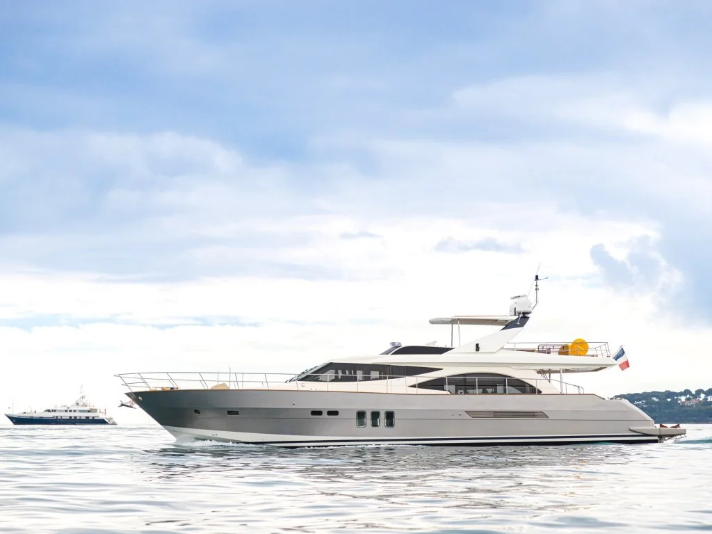 Passion - photo 3 yacht charter Cannes