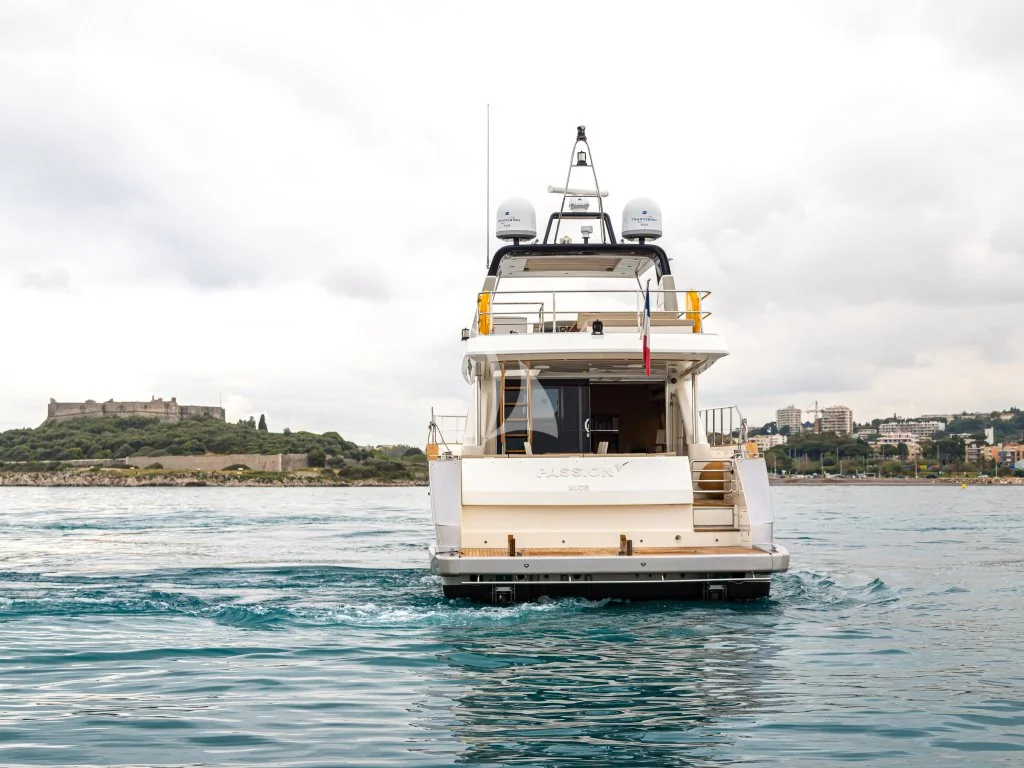 Passion - photo 4 yacht charter Cannes