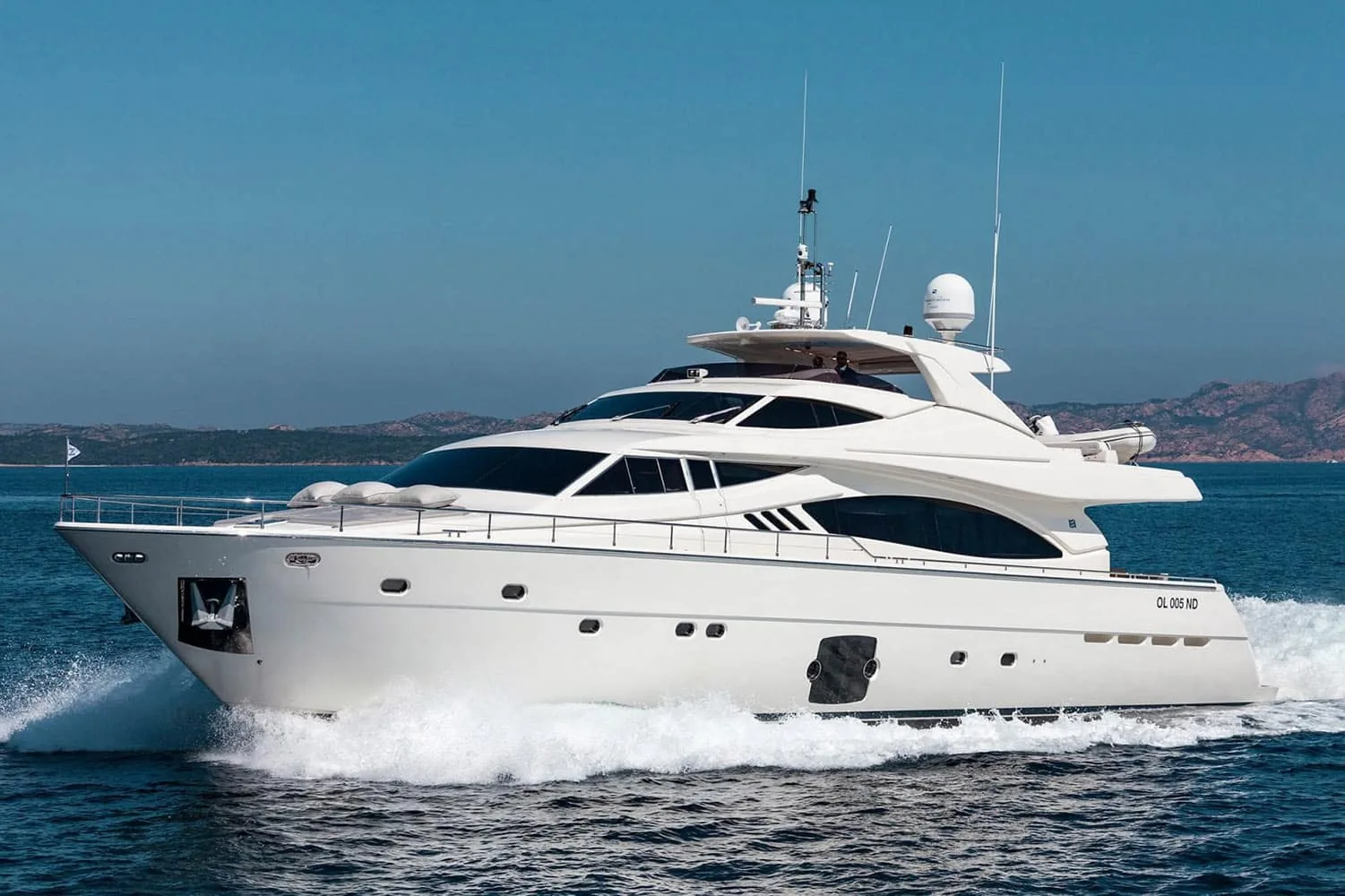 PORTHOS - photo 1 yacht charter Cannes