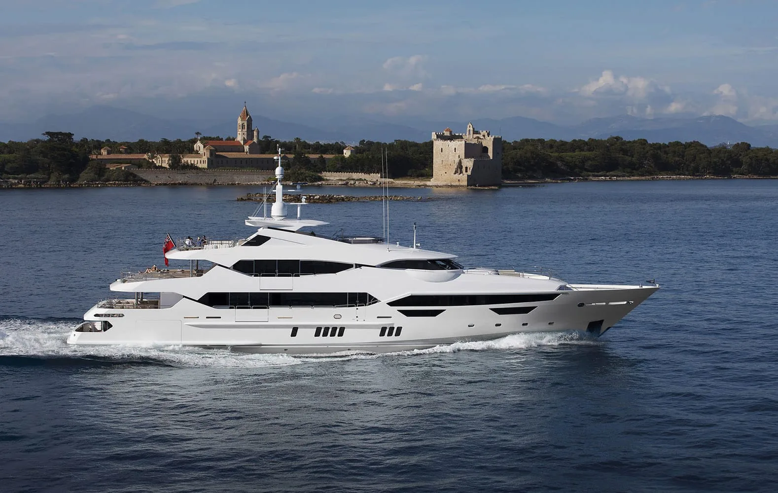 PRINCESS AVK - photo 4 yacht charter Cannes