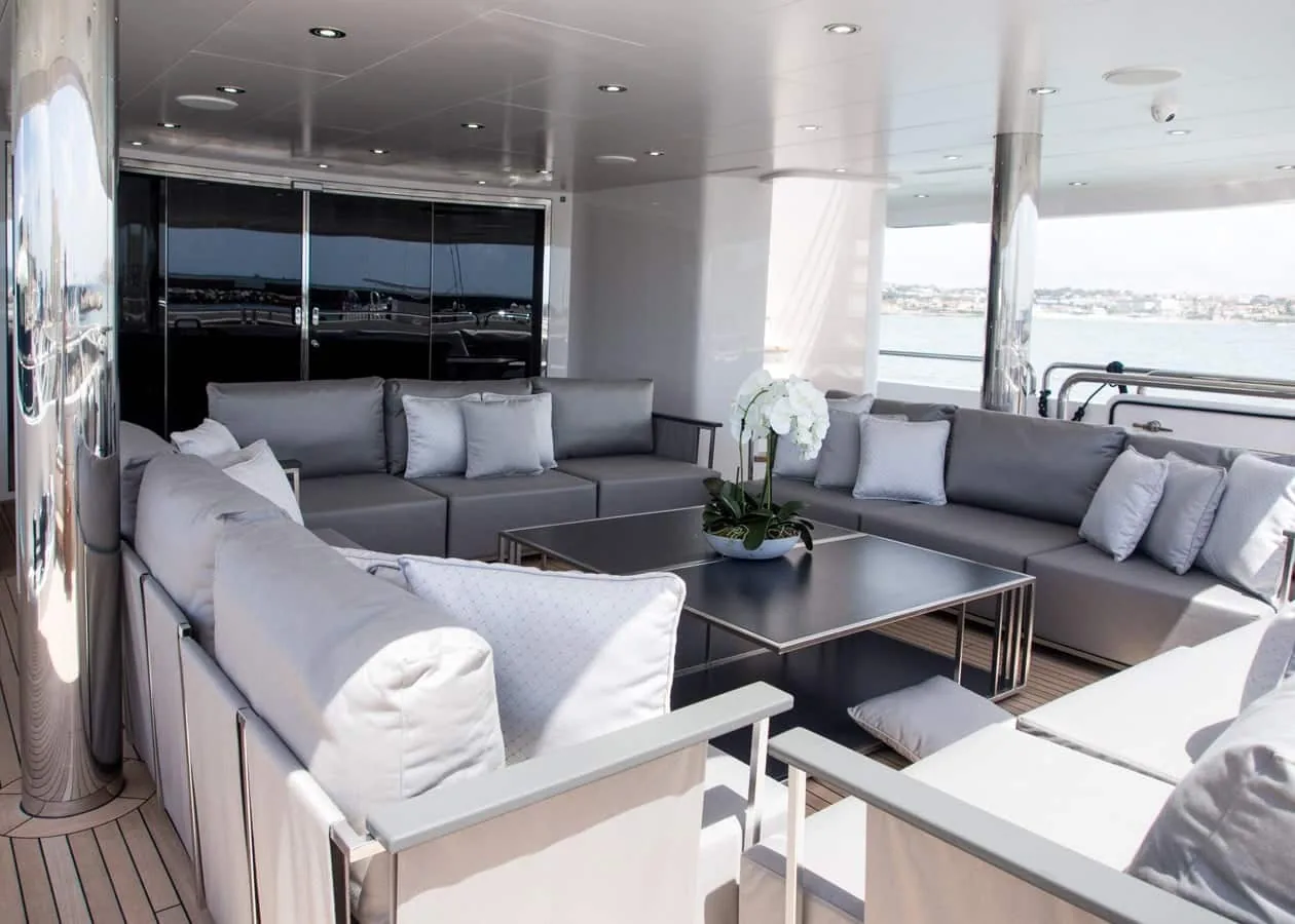PRINCESS AVK - photo 5 yacht charter Cannes