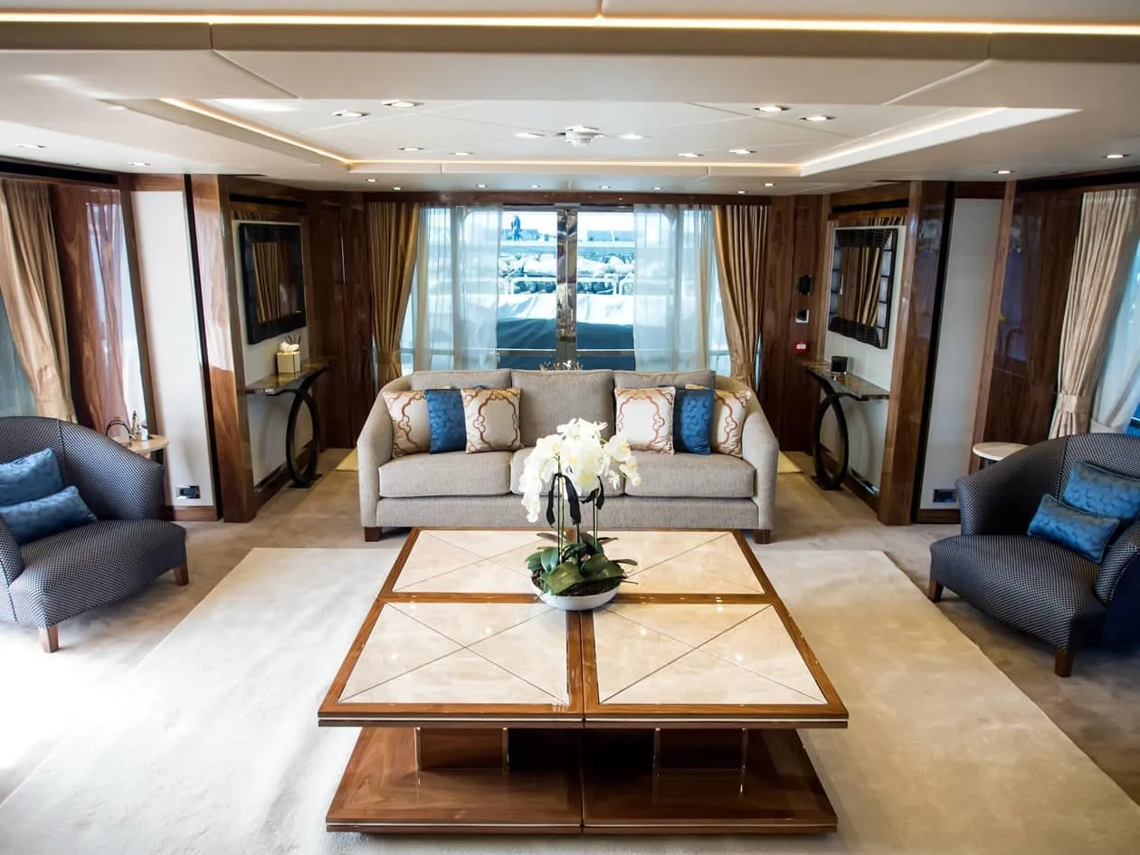 PRINCESS AVK - photo 15 yacht charter Cannes