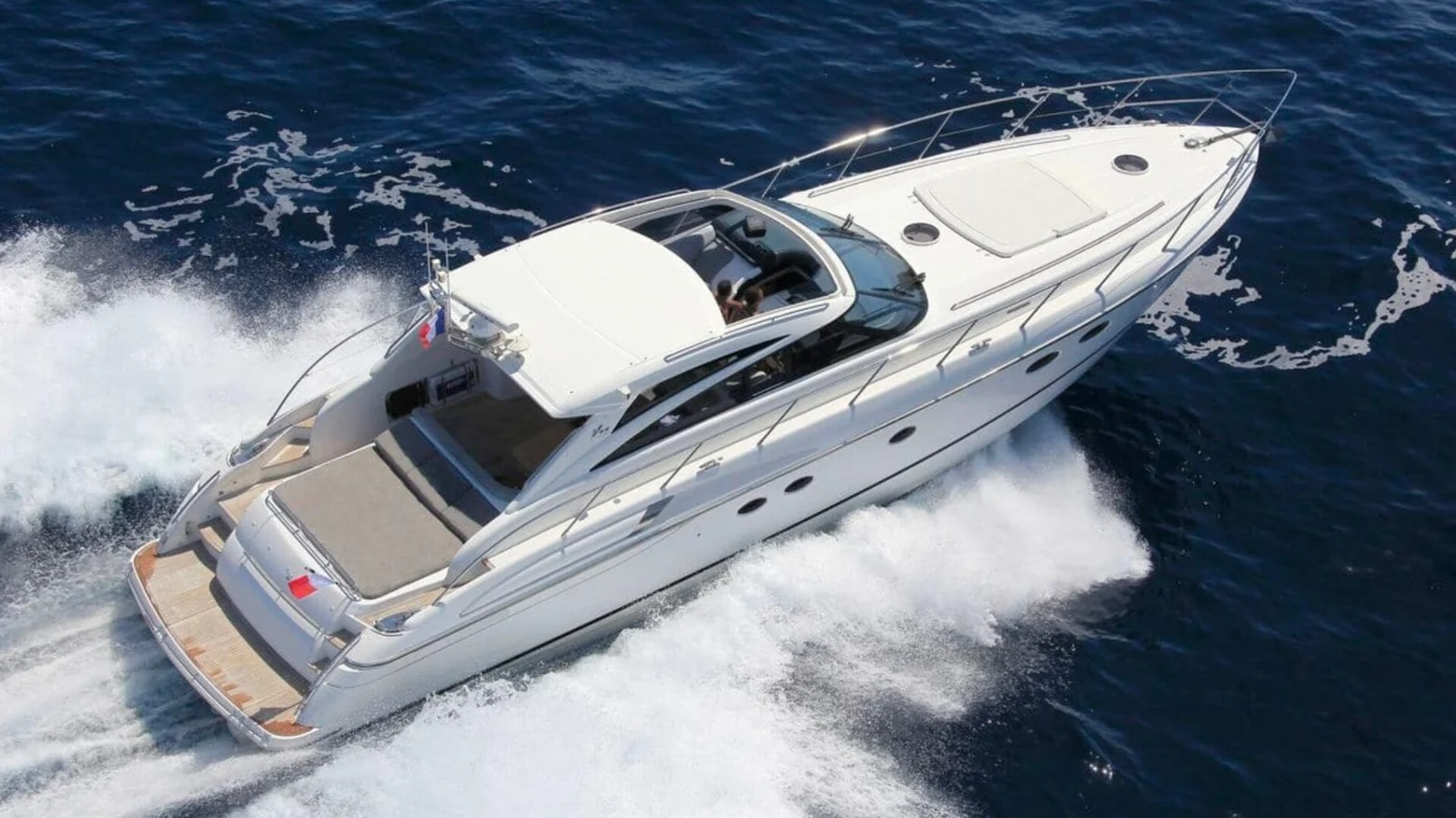 Princess V58 - photo 4 yacht charter Cannes