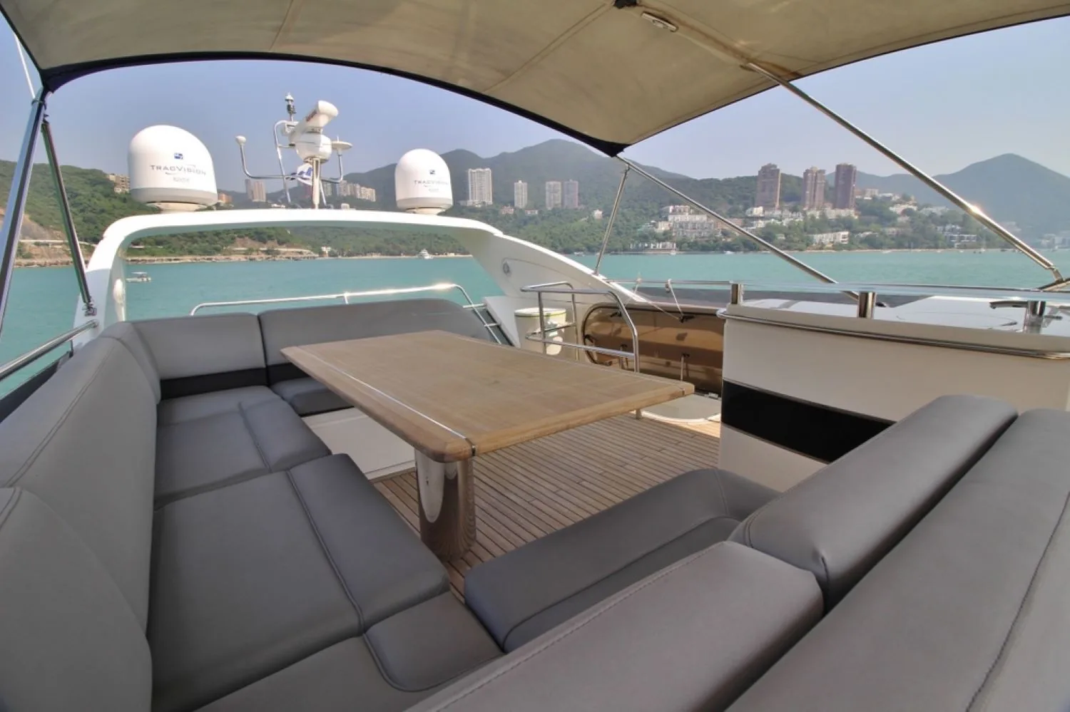 PRINCESS V64 - photo 8 yacht charter Cannes