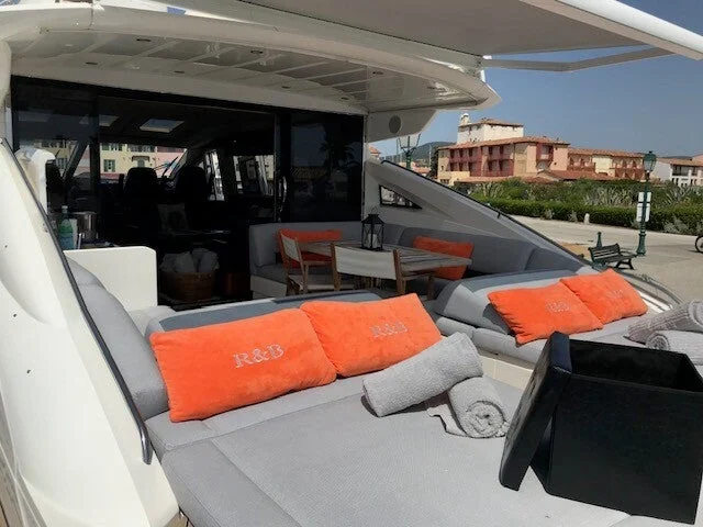 Princess V70 - photo 6 yacht charter Cannes
