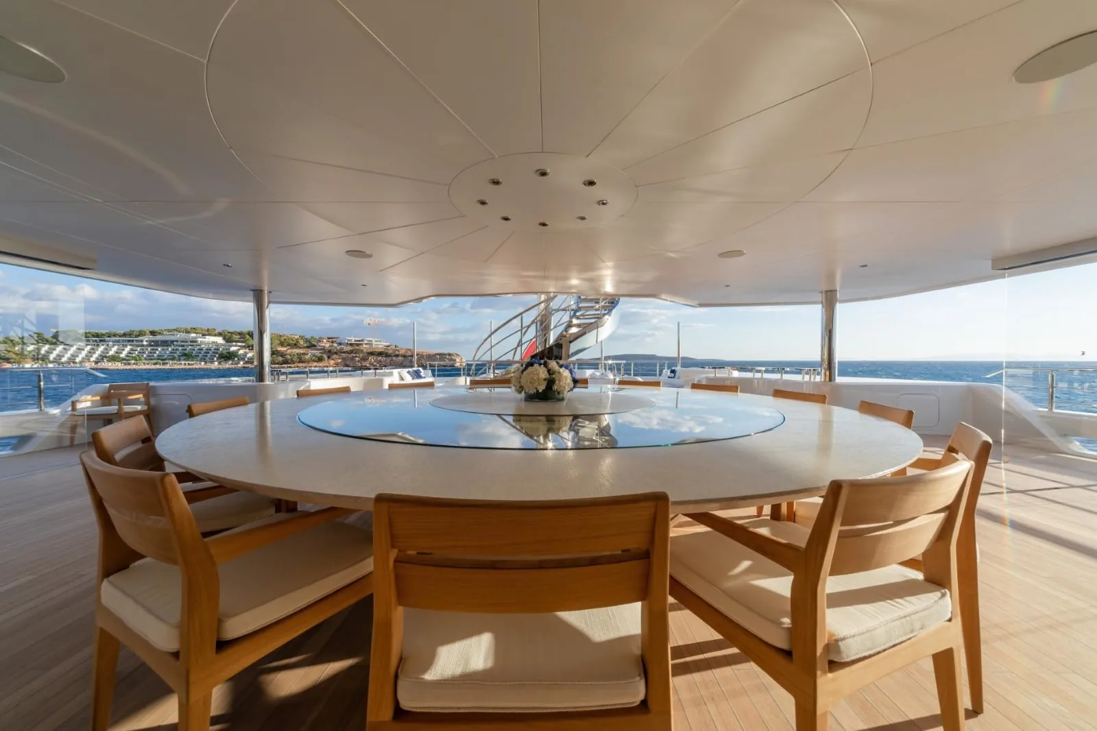 PROJECT X - photo 12 yacht charter Cannes