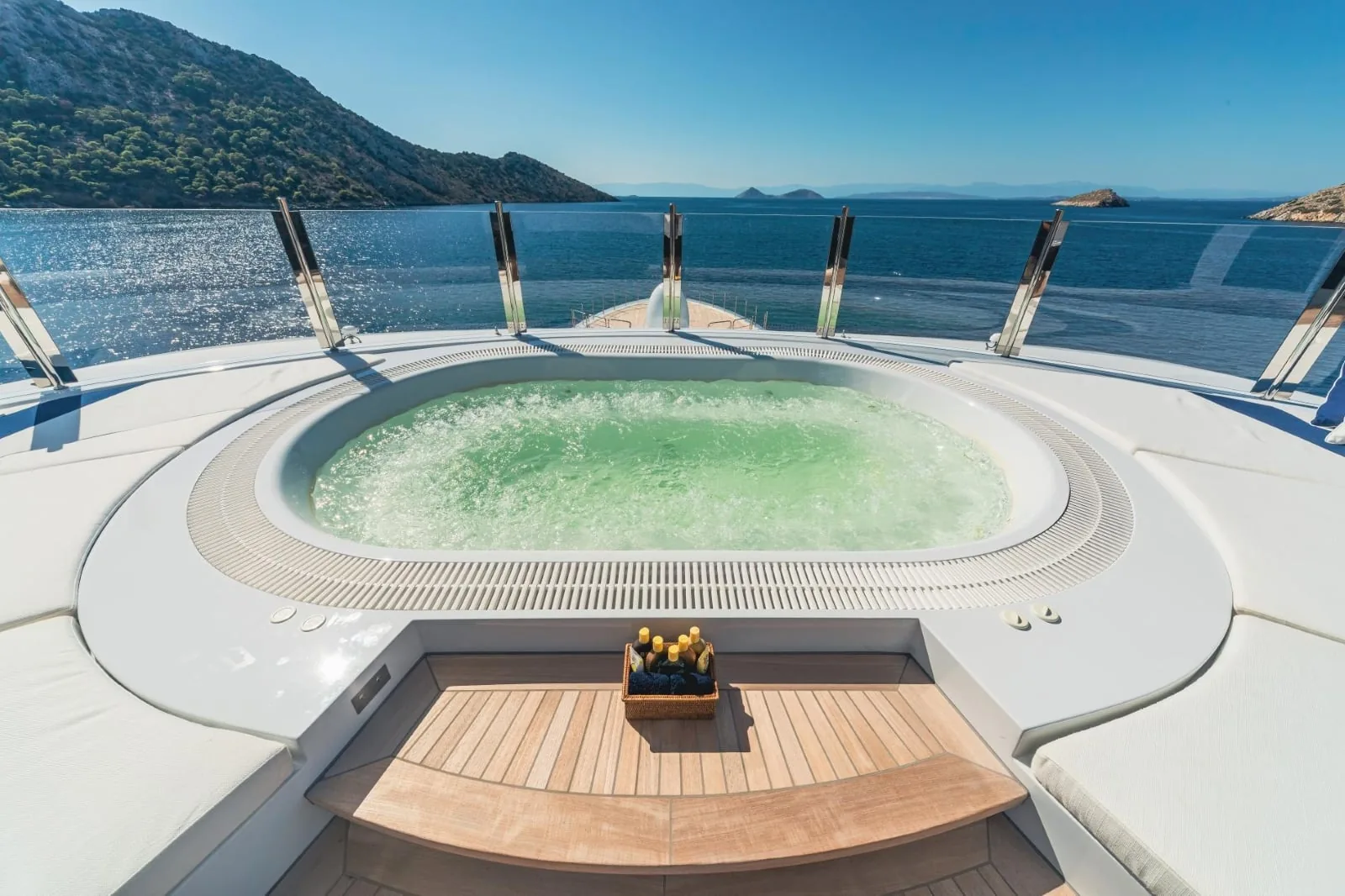 PROJECT X - photo 15 yacht charter Cannes