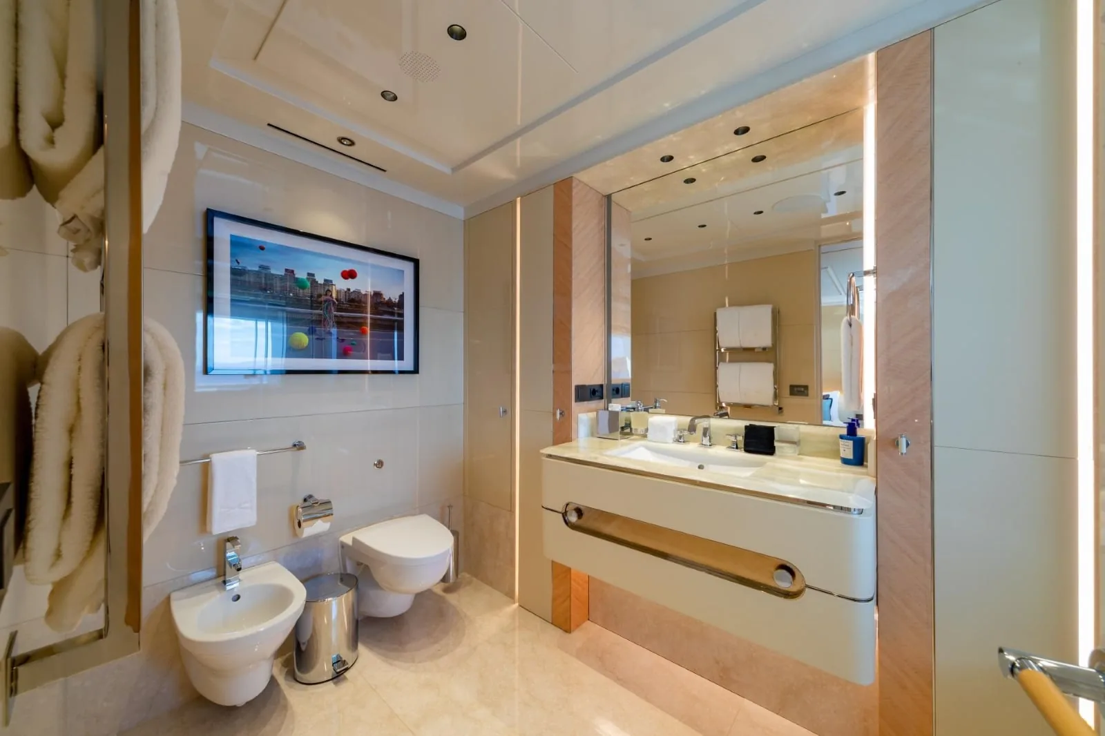 PROJECT X - photo 51 yacht charter Cannes