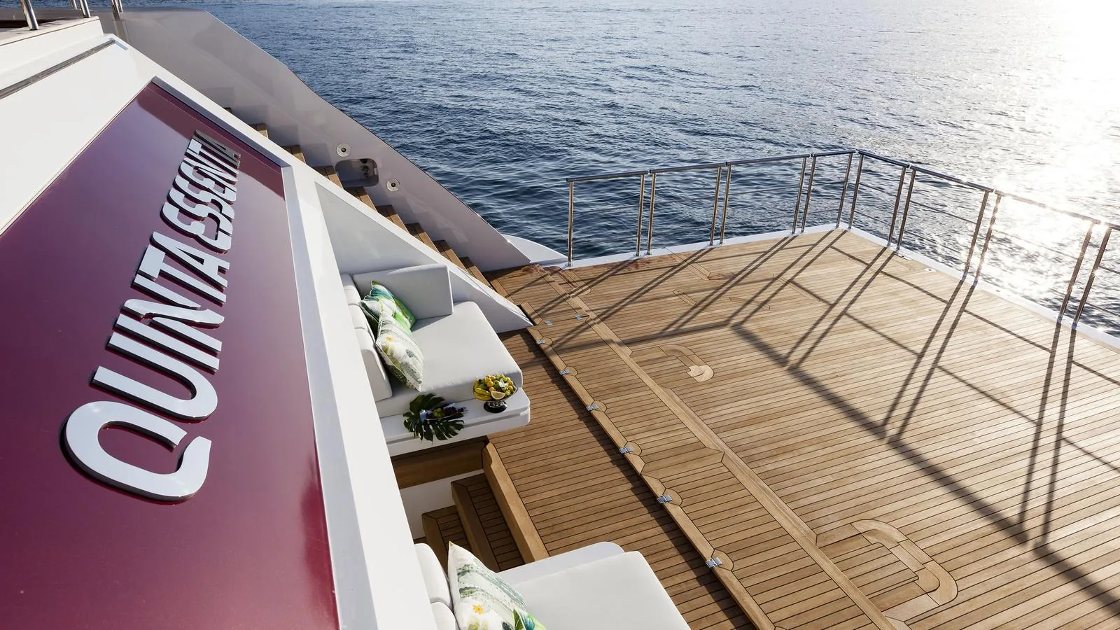 QUINTA ESSENTIA - photo 7 yacht charter Cannes