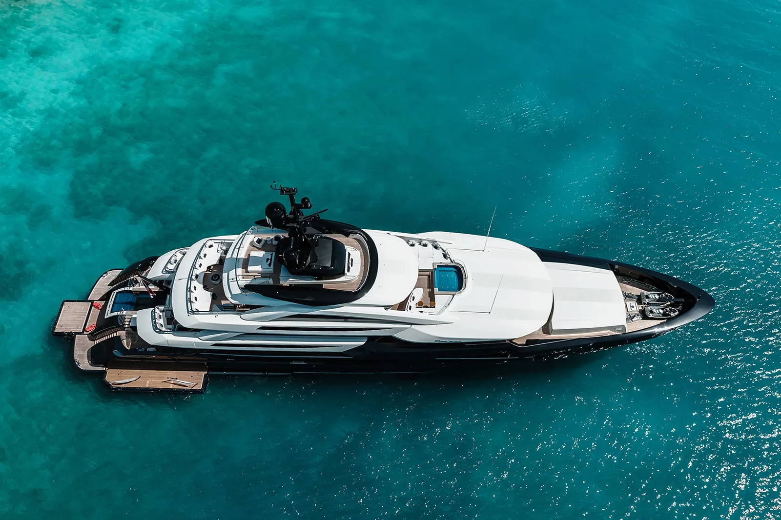 RESILIENCE - photo 3 yacht charter Cannes