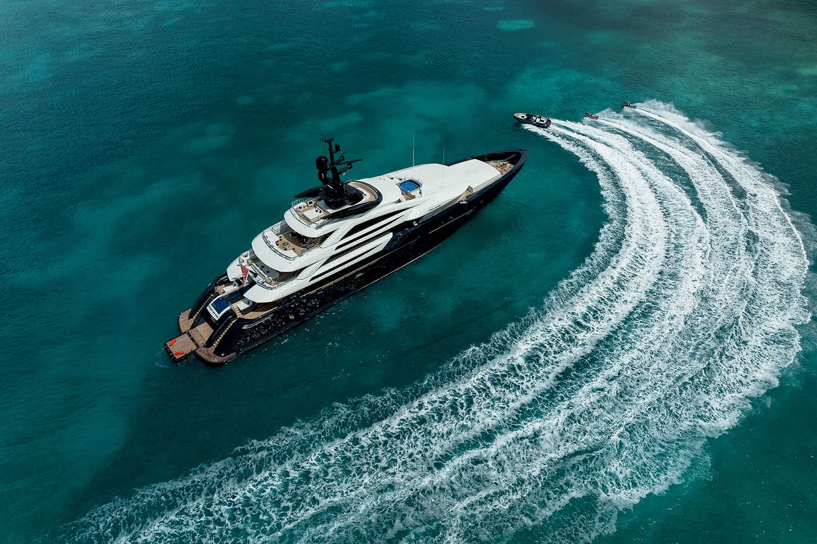 RESILIENCE - photo 4 yacht charter Cannes