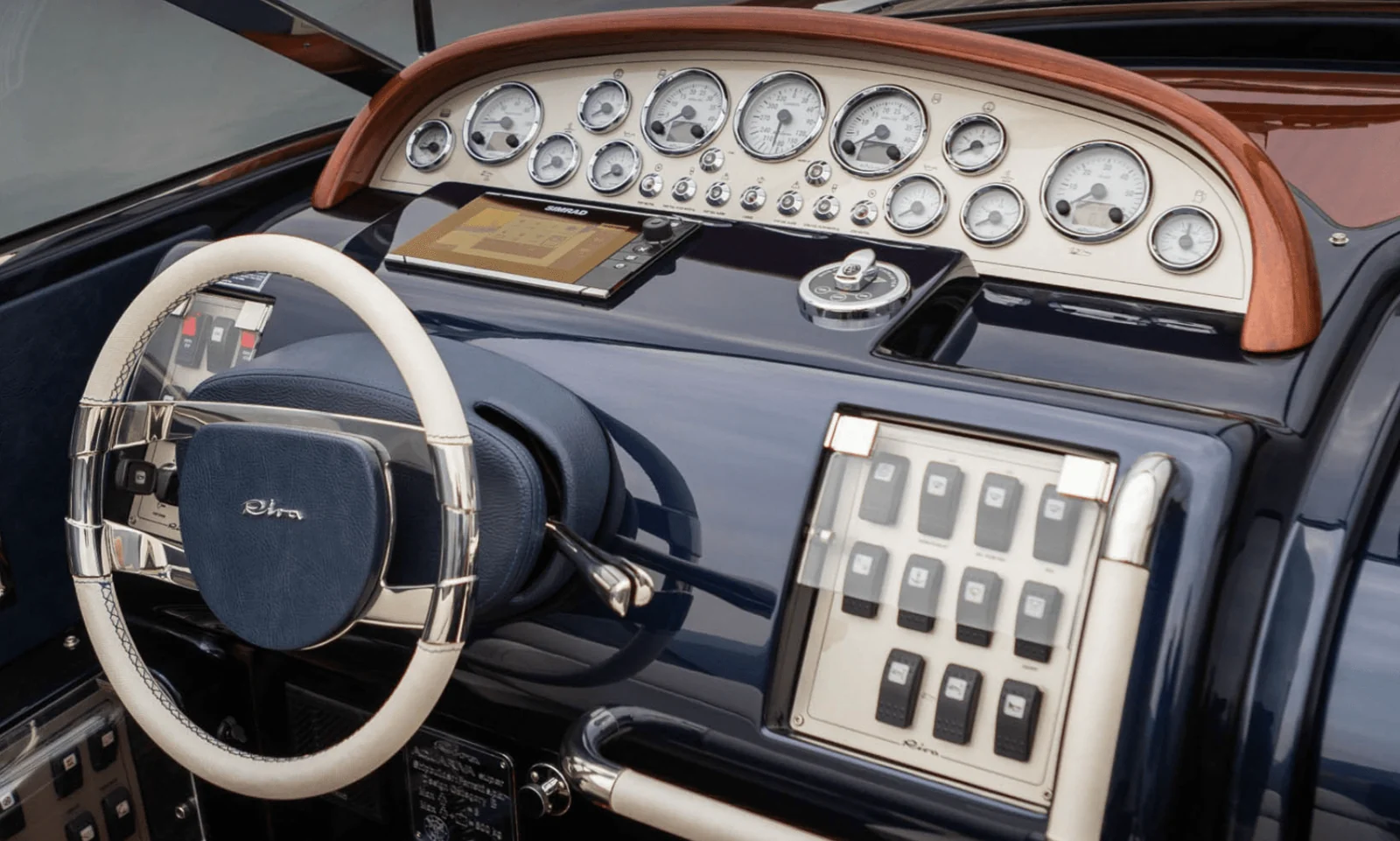 Riva 33 Aquariva Super - photo 6 yacht charter Cannes
