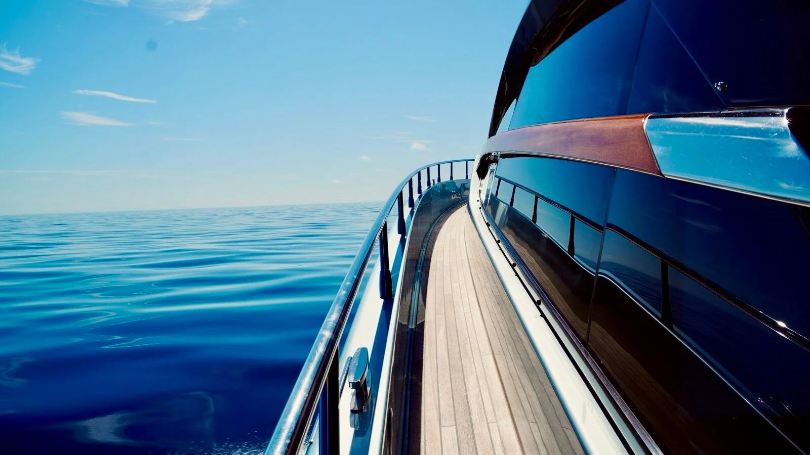 Riva 66 Ribelle - photo 8 yacht charter Cannes