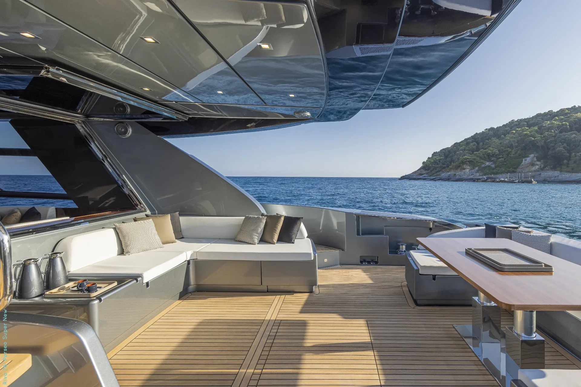 Riva 76 - photo 7 yacht charter Cannes
