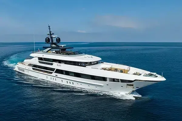 RMF - yacht charter Cannes