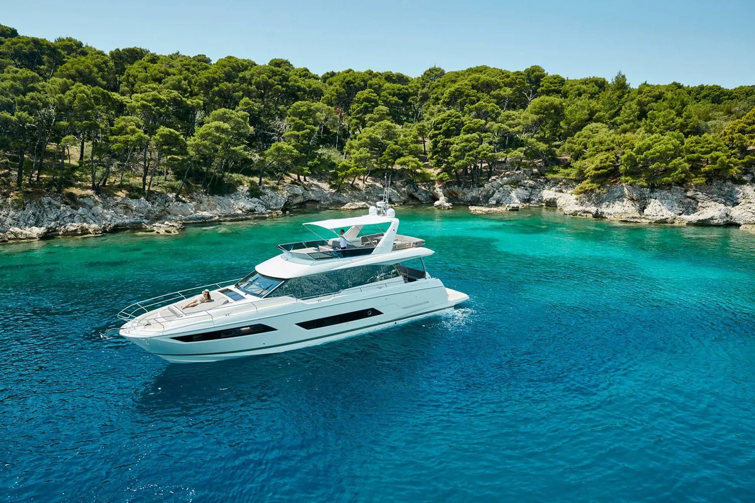 ROMY ONE - photo 1 yacht charter Cannes