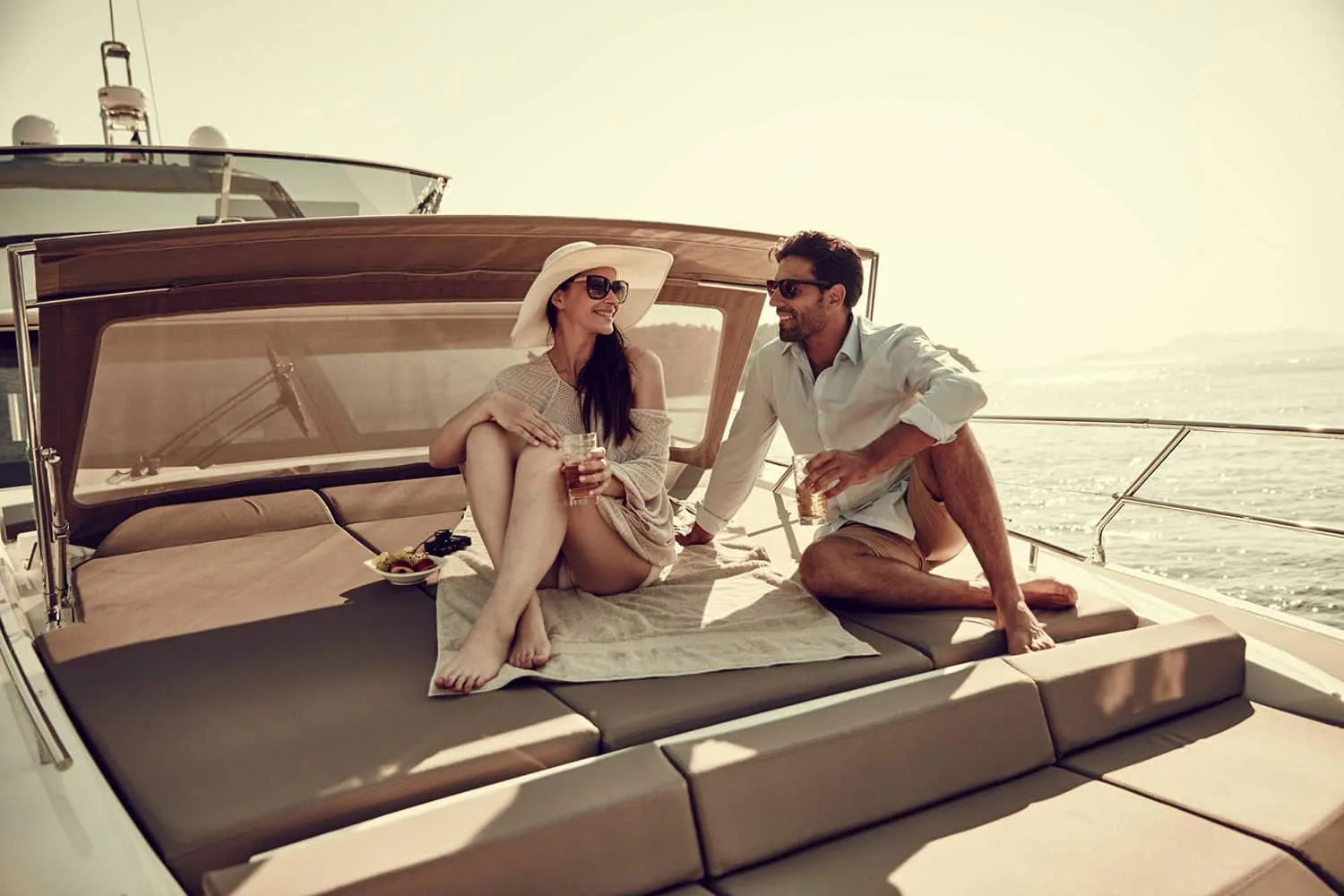 ROMY ONE - photo 16 yacht charter Cannes