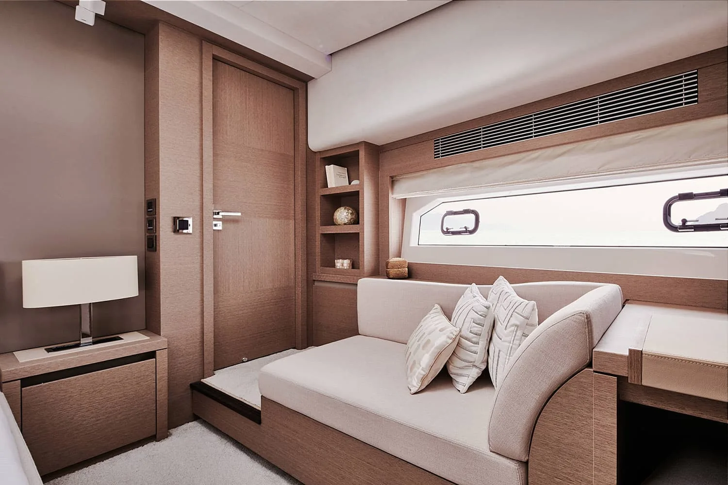 ROMY ONE - photo 26 yacht charter Cannes
