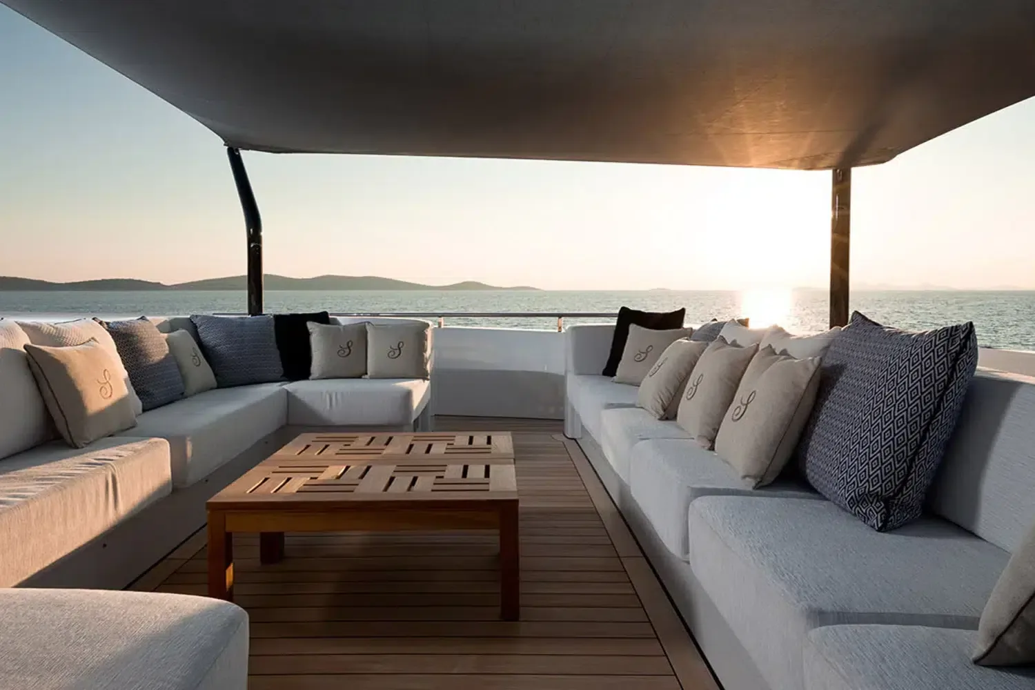 SAMURAI - photo 12 yacht charter Cannes