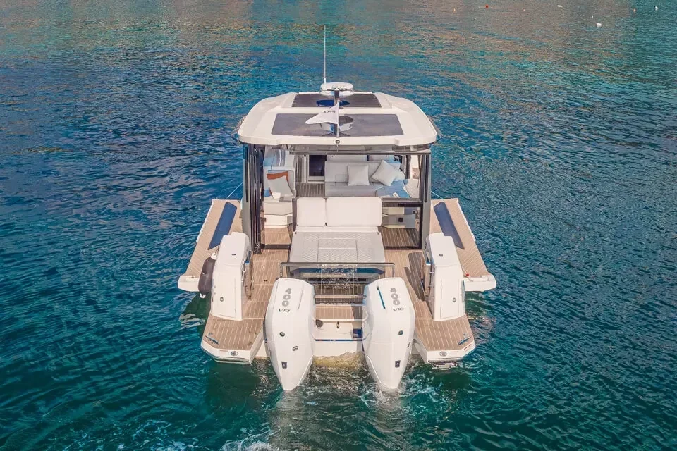 Saxdor 400 GTO - photo 1 yacht charter Cannes