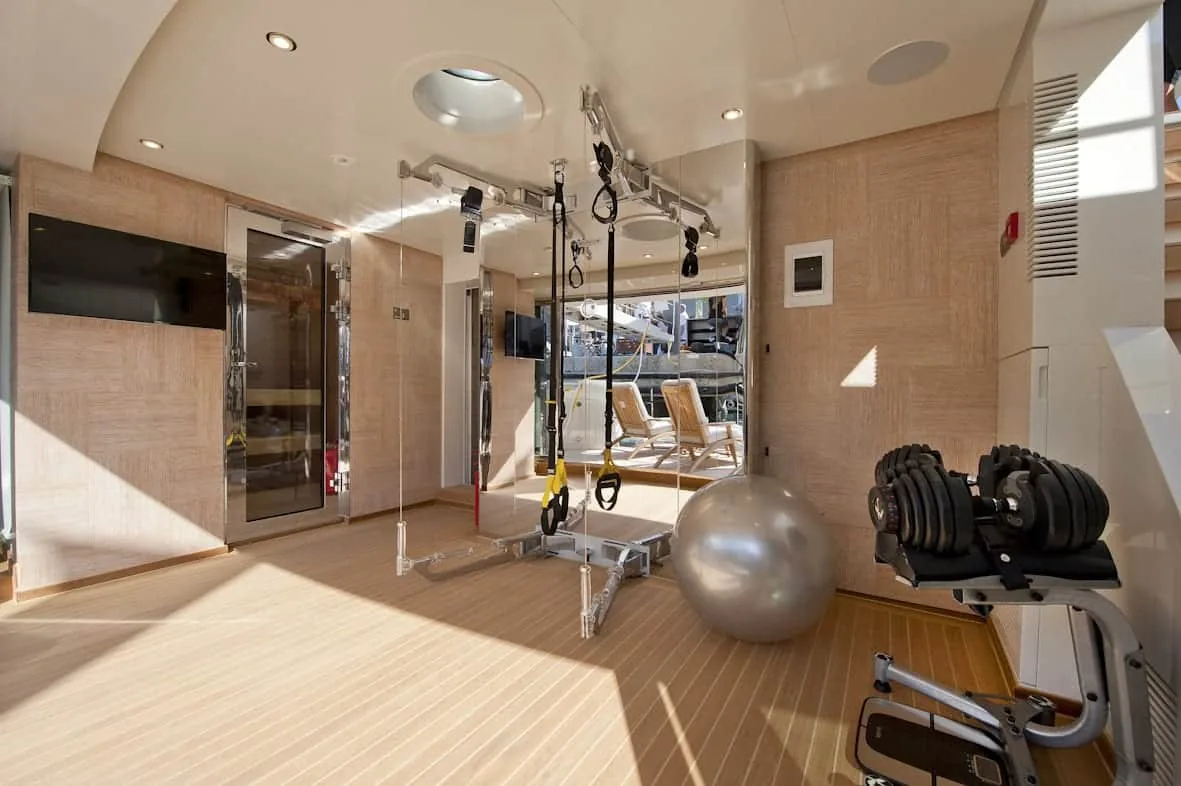 SCORPION - photo 31 yacht charter Cannes