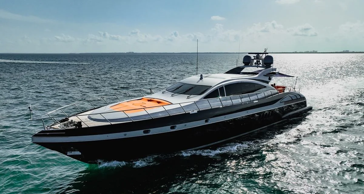 Scratch - photo 7 yacht charter Miami