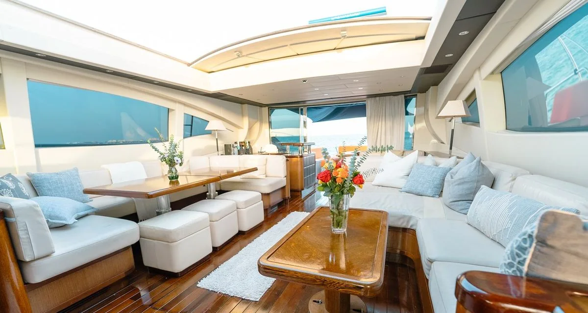 Scratch - photo 15 yacht charter Miami