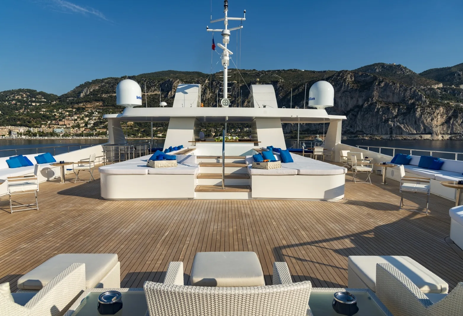 SERENITY - photo 8 yacht charter Cannes