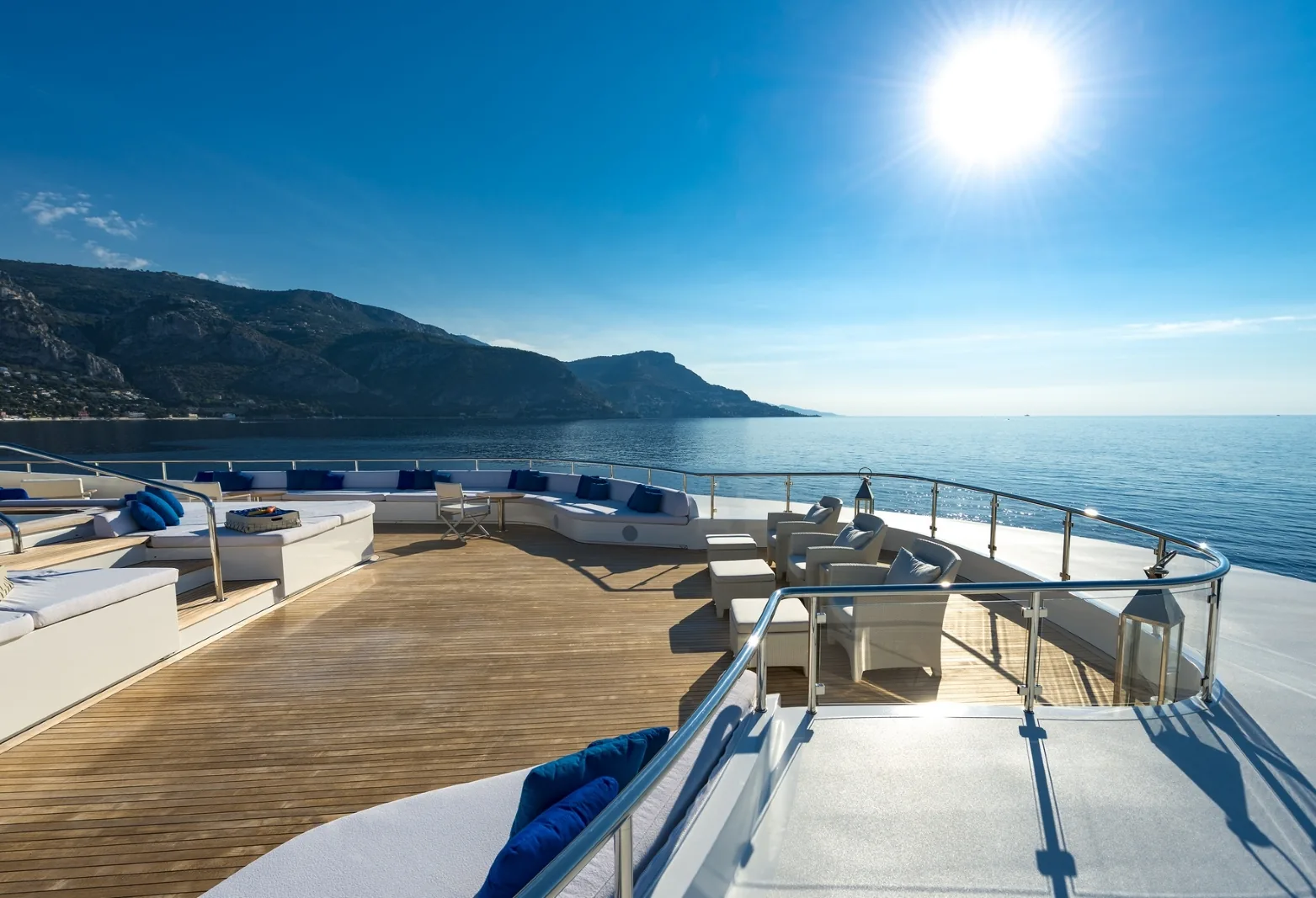 SERENITY - photo 10 yacht charter Cannes