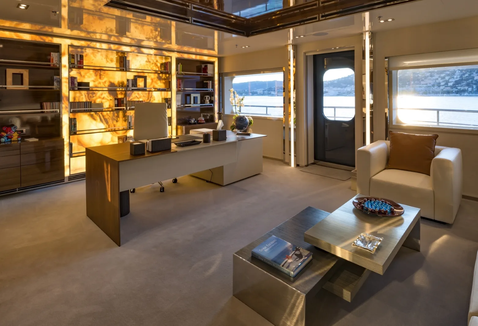 SERENITY - photo 16 yacht charter Cannes
