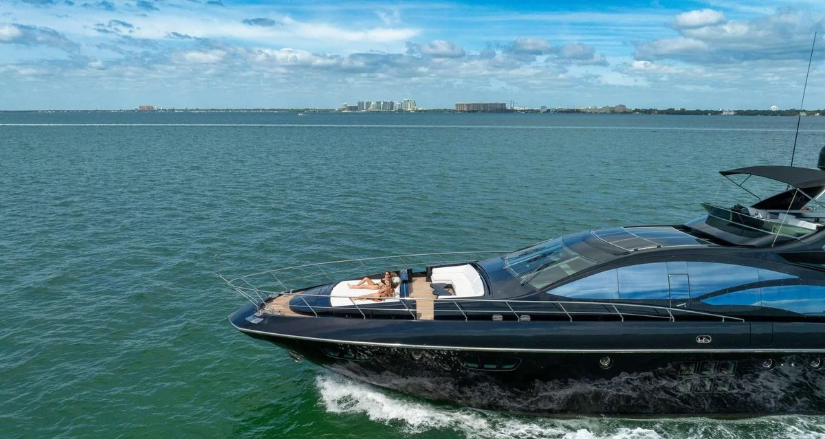 Sette - photo 1 yacht charter Miami