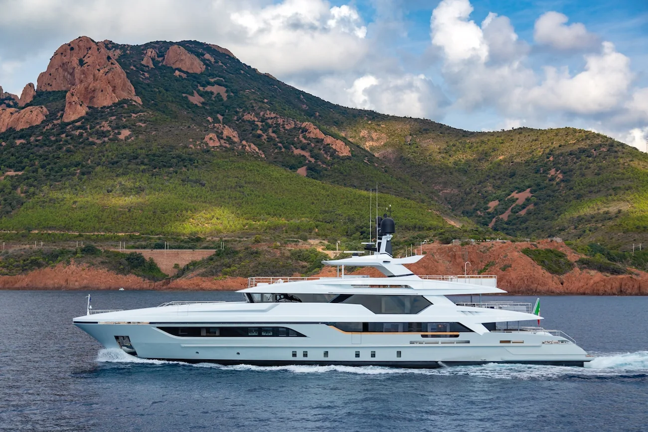 SILVER FOX - photo 3 yacht charter Cannes