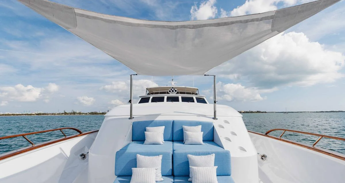 Sky - photo 1 yacht charter Miami