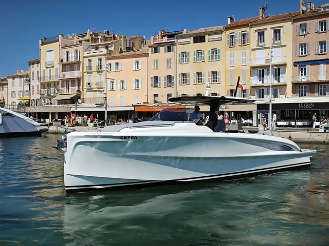 Solaris Power 40 - yacht charter Cannes