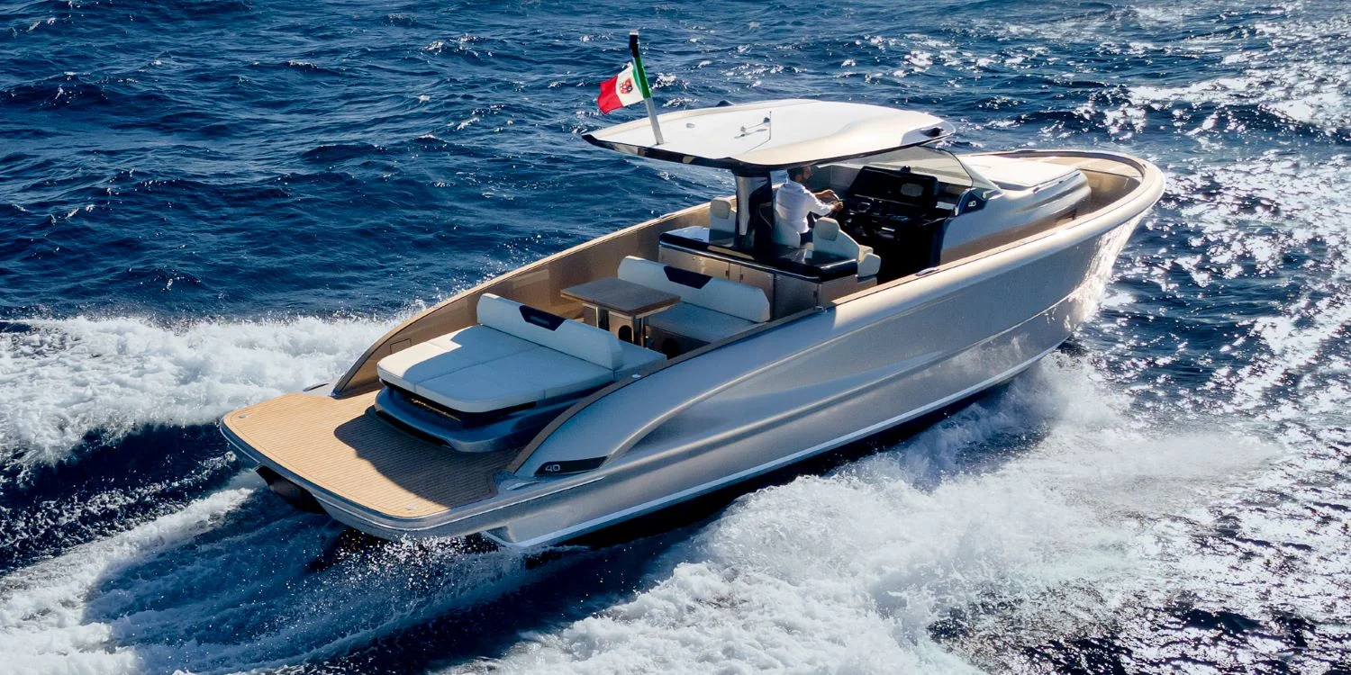 Solaris Power 40 - photo 5 yacht charter Cannes