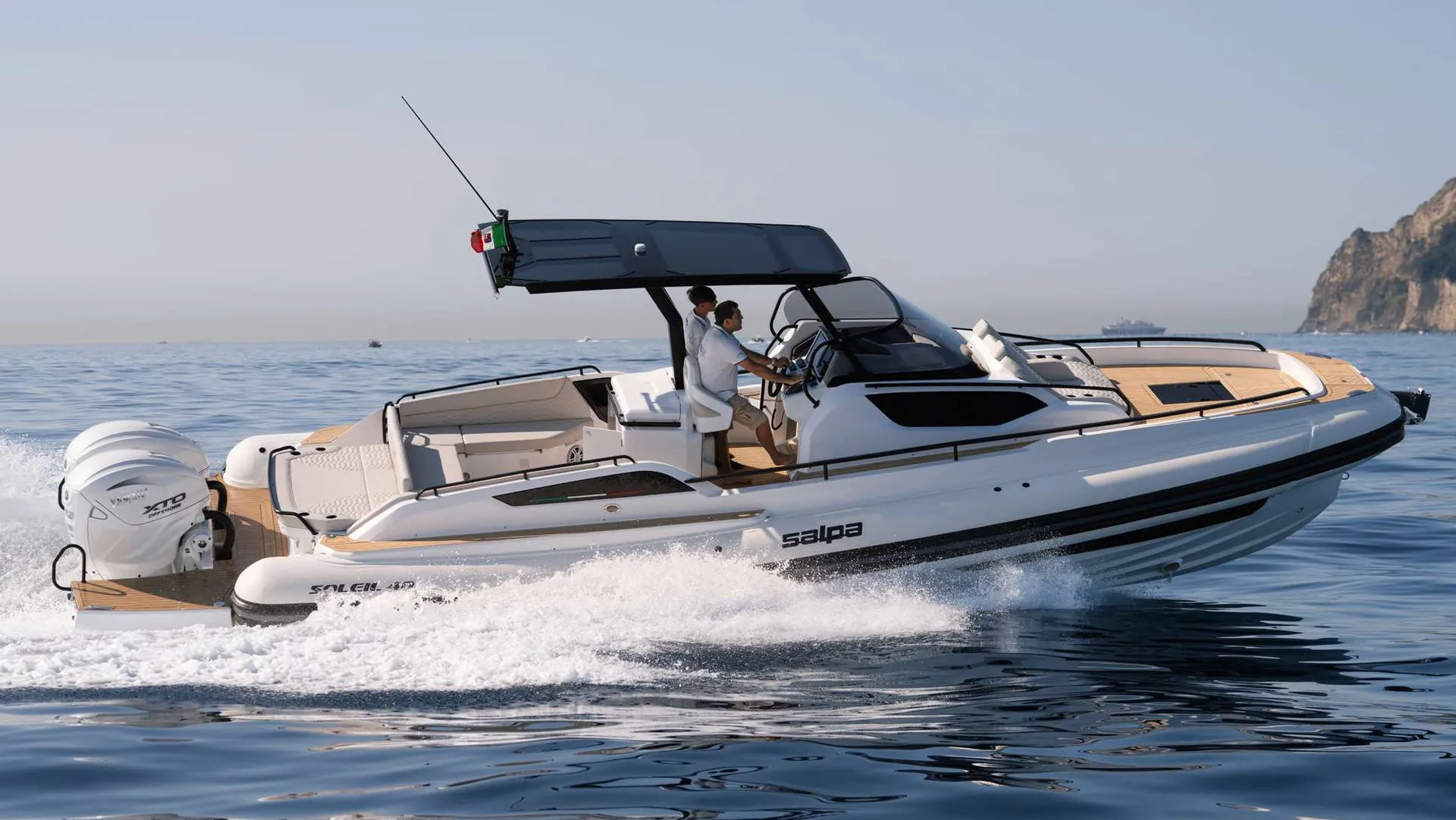 Soleil 40 - photo 3 yacht charter Cannes