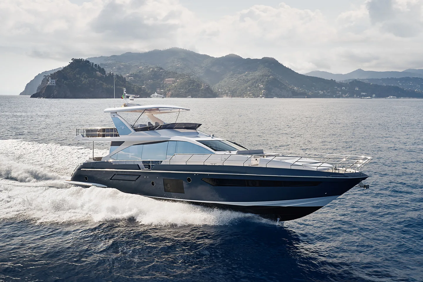 SOLSTICE - photo 1 yacht charter Cannes