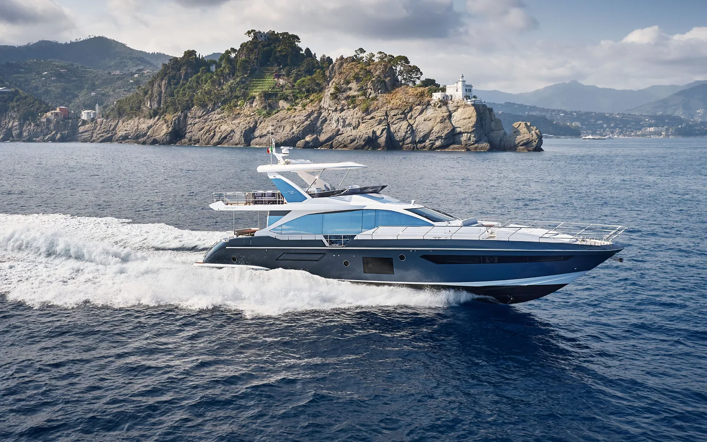 SOLSTICE - photo 3 yacht charter Cannes