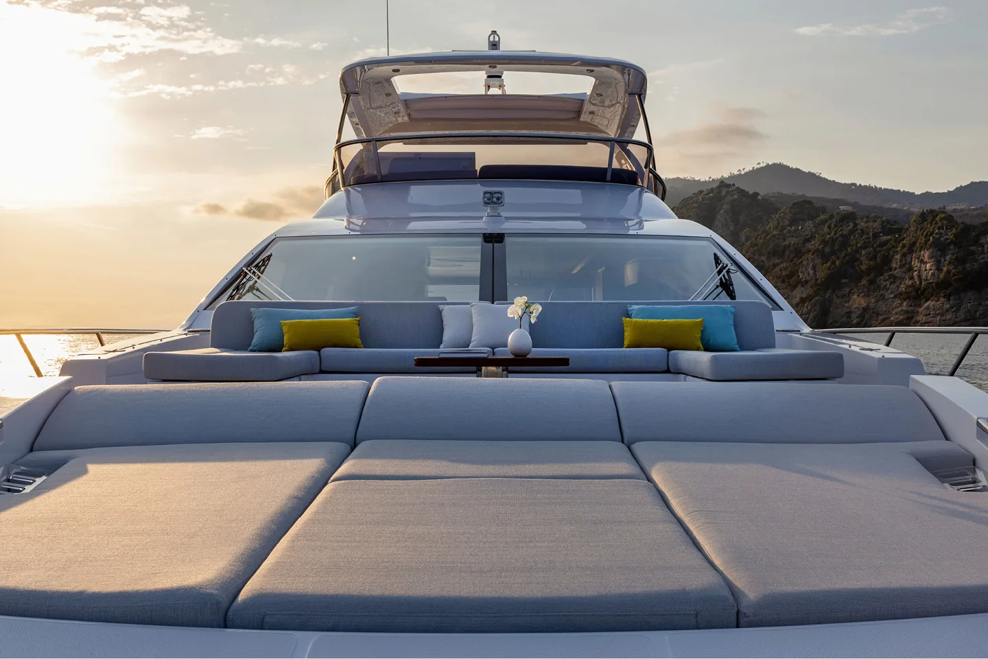 SOLSTICE - photo 7 yacht charter Cannes