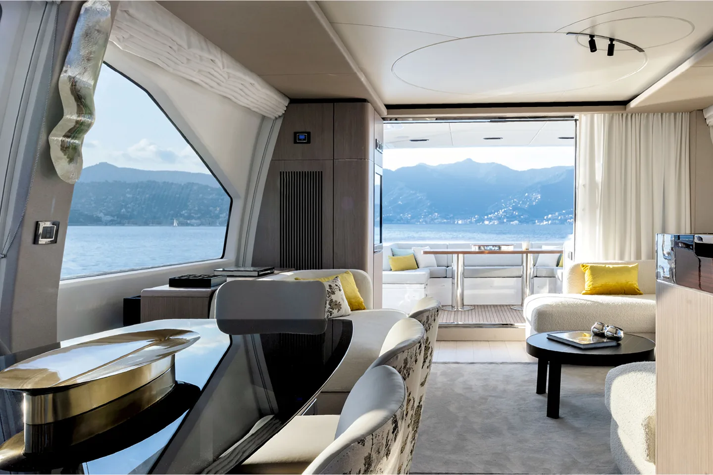 SOLSTICE - photo 19 yacht charter Cannes