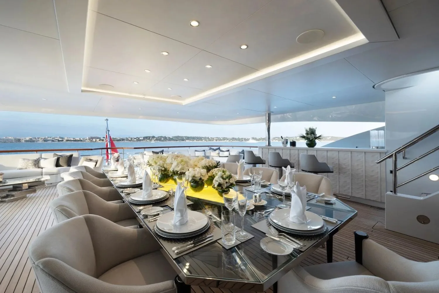 SOUNDWAVE - photo 25 yacht charter Cannes