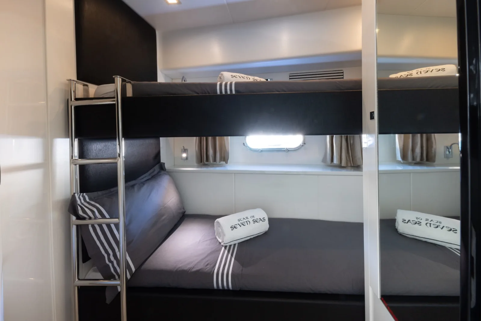 STAR OF SEVEN SEAS - photo 18 yacht charter Cannes