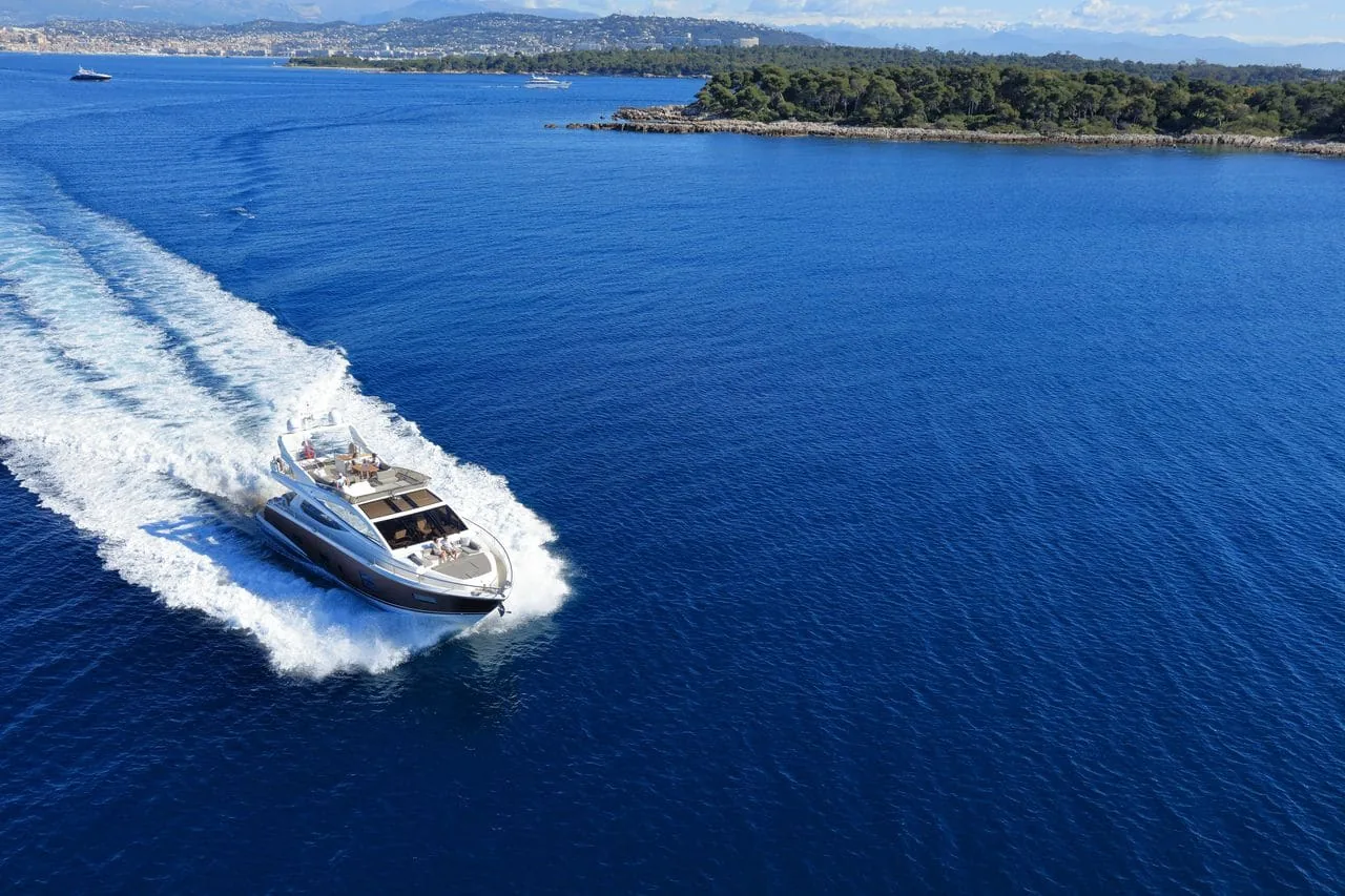 SUMMER BREEZE - photo 4 yacht charter Cannes