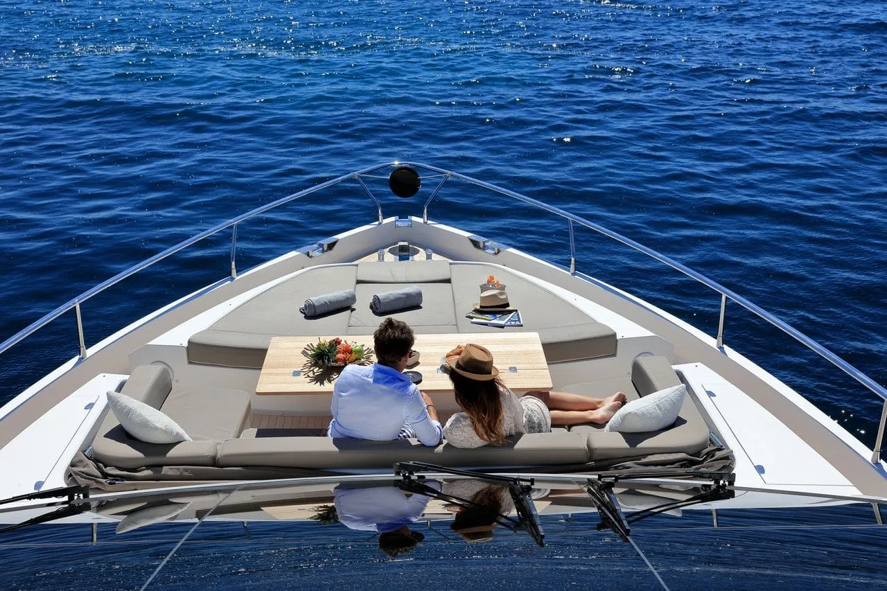 SUMMER BREEZE - photo 9 yacht charter Cannes