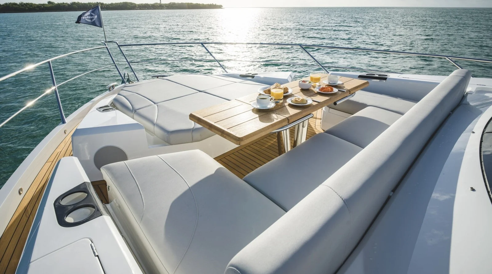 Sunseeker Predator 68 - photo 11 yacht charter Cannes