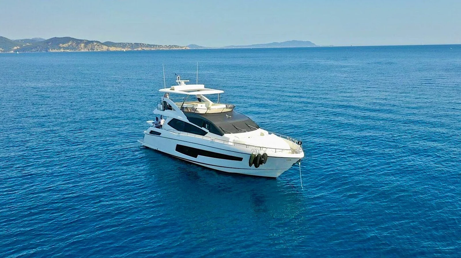 Sunseeker 75 Yacht (SarahLisa) - photo 5 yacht charter Cannes
